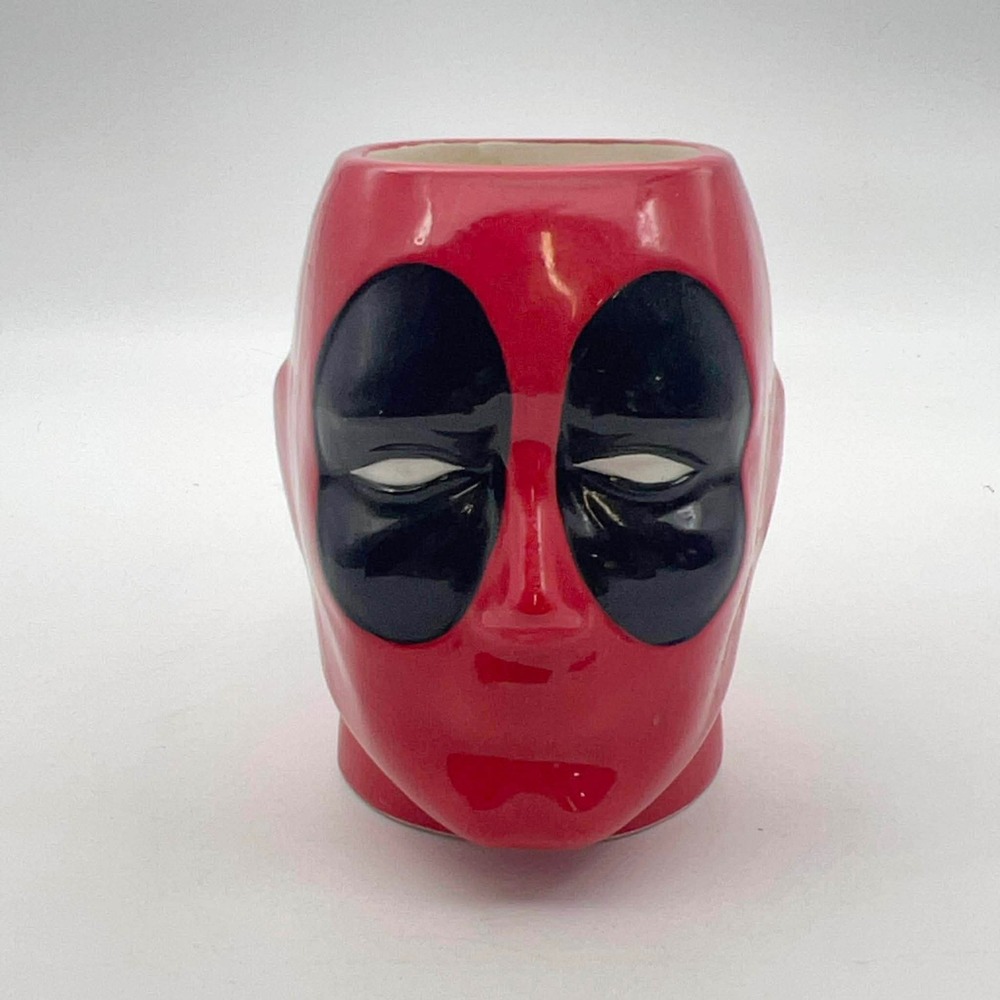 Marvel Deadpool Ceramic 3D Sculpted Head‎ Mug Red Black 2015 BackStage Pass